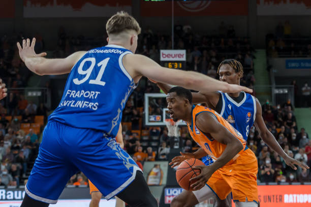 盼着赛季初 盼着赛季初